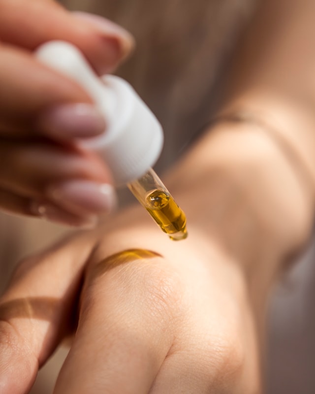 Applying Tumeri product on the hand